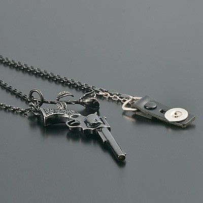 シルバーネックレス