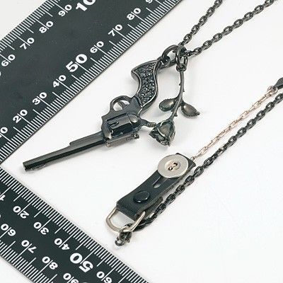 シルバーネックレス