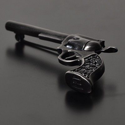 シルバーブローチ