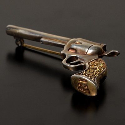 シルバーブローチ