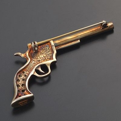 シルバーブローチ