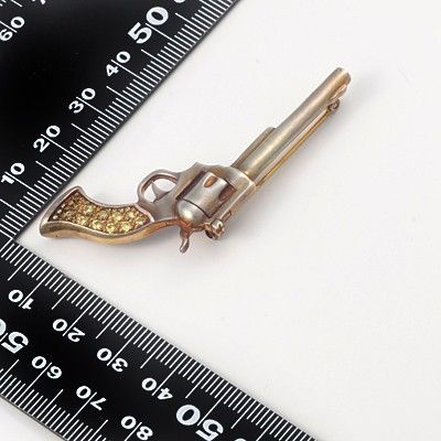 シルバーブローチ