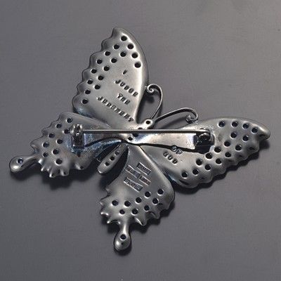 シルバーブローチ