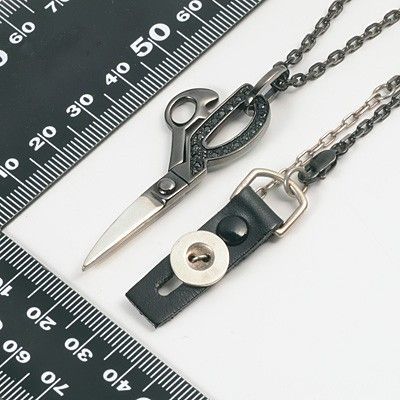 シルバーネックレス