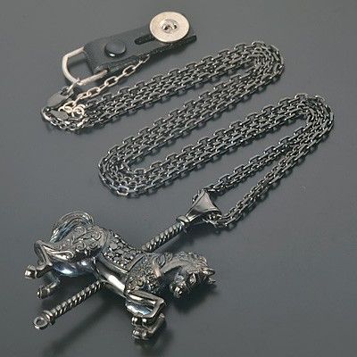 シルバーネックレス