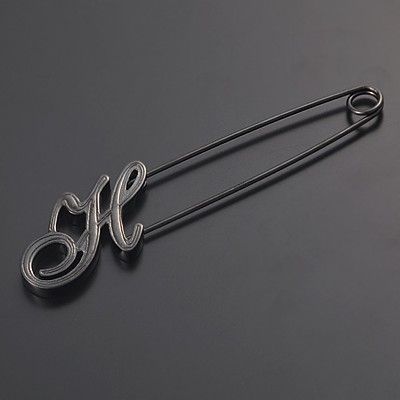 シルバーブローチ