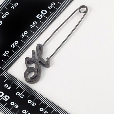 シルバーブローチ