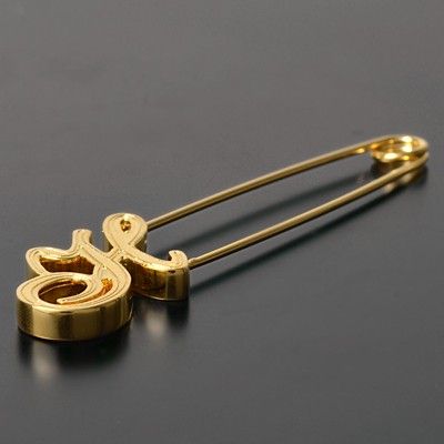 シルバーブローチ