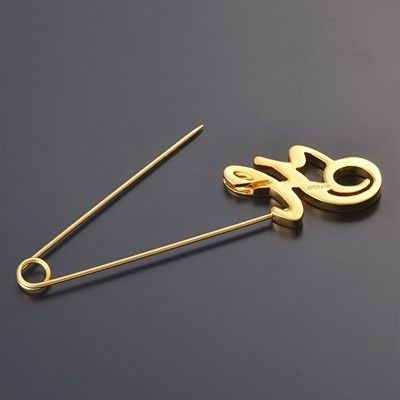 シルバーブローチ