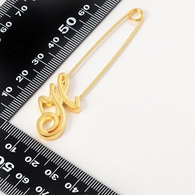 シルバーブローチ