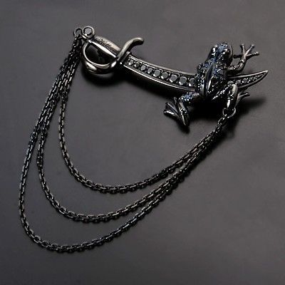 シルバーブローチ