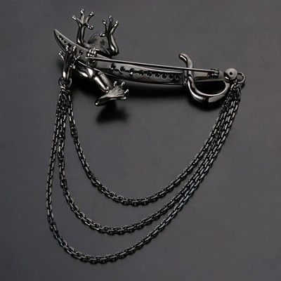 シルバーブローチ