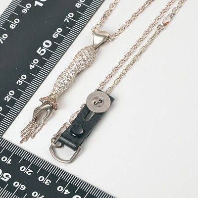 シルバーネックレス