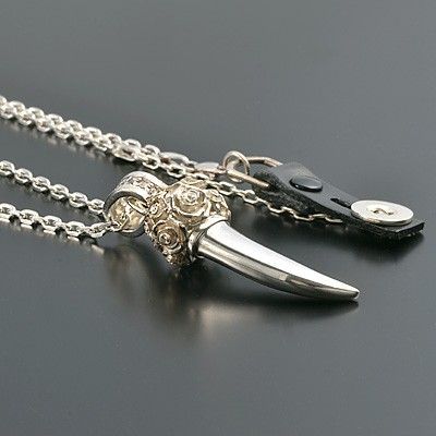 シルバーネックレス