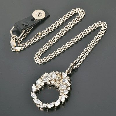 シルバーネックレス