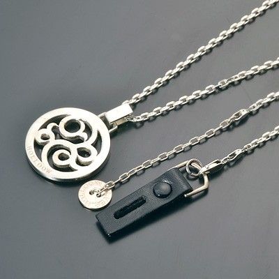 シルバーネックレス