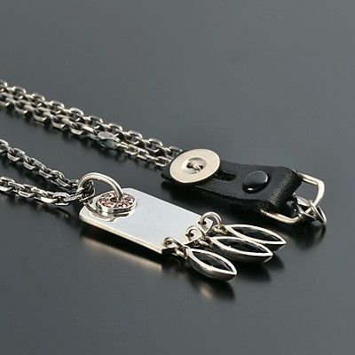 シルバーネックレス