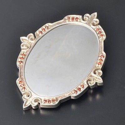 シルバーブローチ