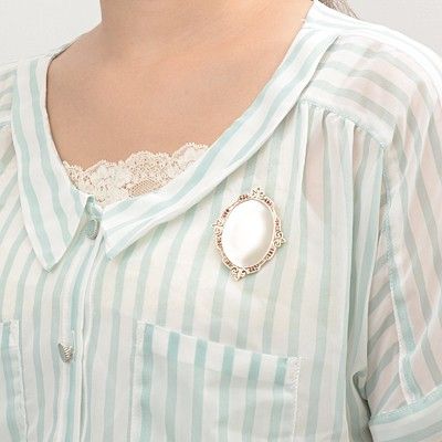 シルバーブローチ