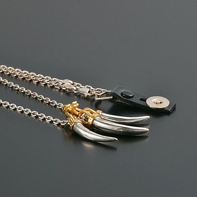 シルバーネックレス