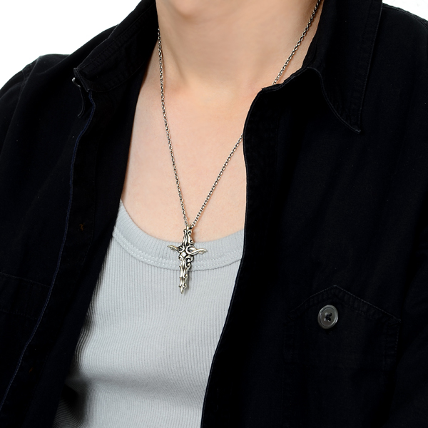 シルバーネックレス