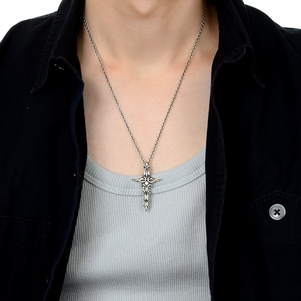 シルバーネックレス