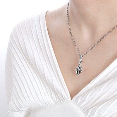 シルバーネックレス