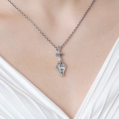 シルバーネックレス