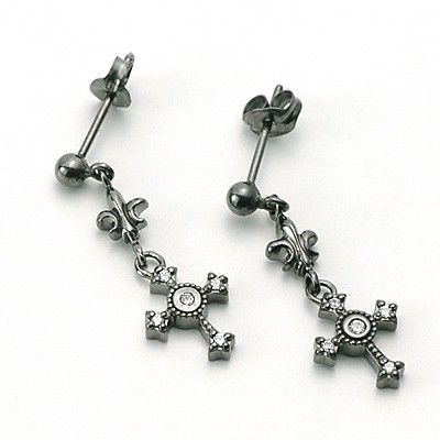 シルバースタッドピアス