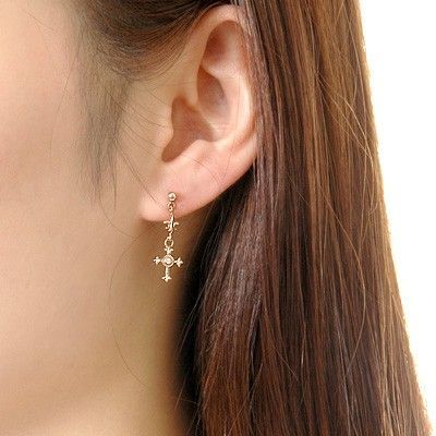 シルバースタッドピアス