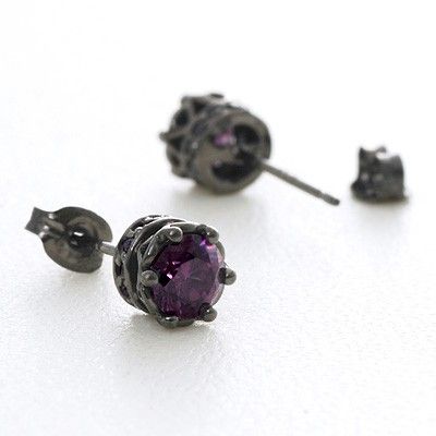 シルバースタッドピアス