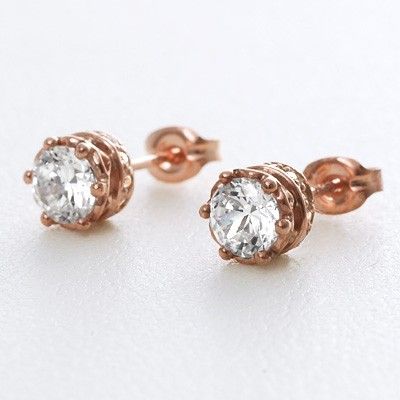 シルバースタッドピアス