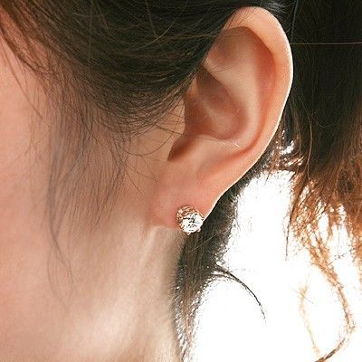 シルバースタッドピアス