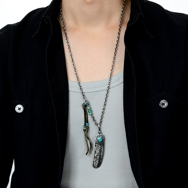 レザーチョーカー