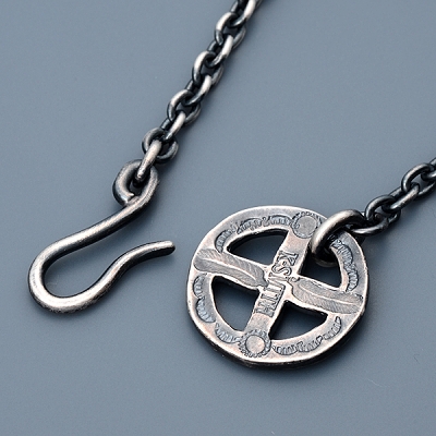 シルバーネックレス