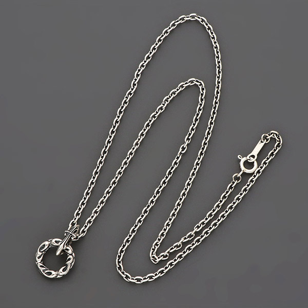 シルバーネックレス