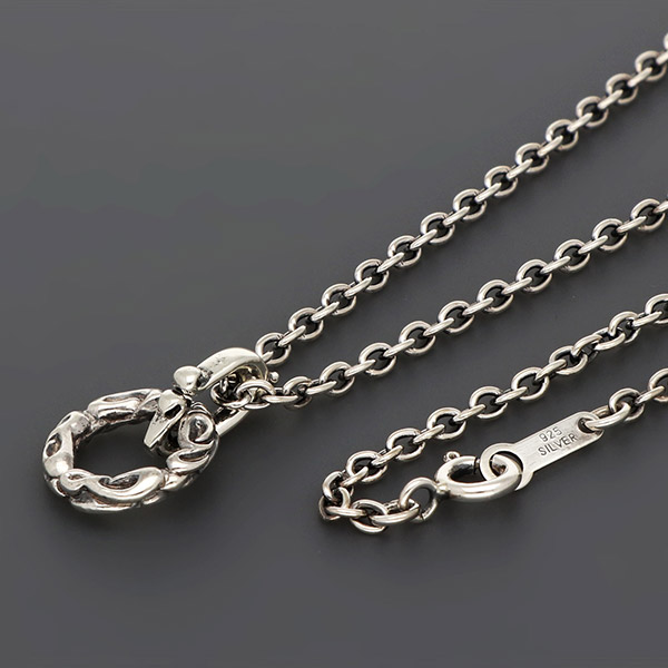 シルバーネックレス