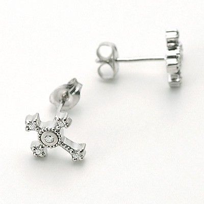 シルバースタッドピアス