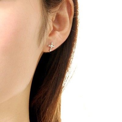 シルバースタッドピアス