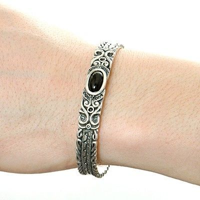 シルバーバングル