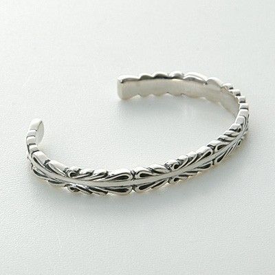 シルバーバングル