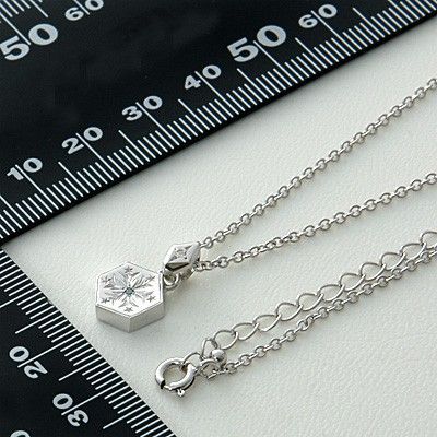 シルバーネックレス