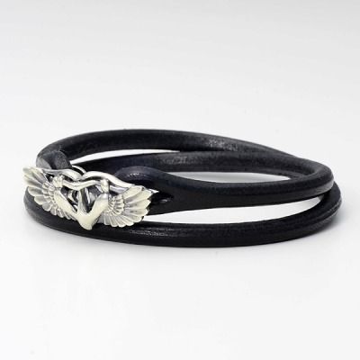 レザーチョーカー