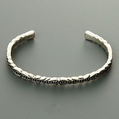 シルバーバングル