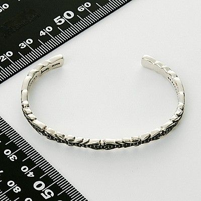 シルバーバングル