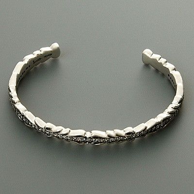 シルバーバングル