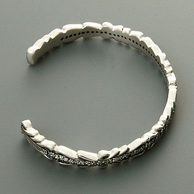 シルバーバングル