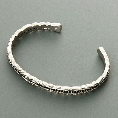 シルバーバングル