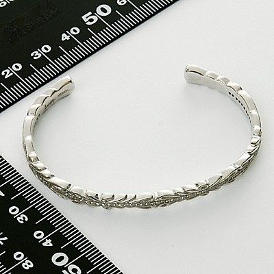 シルバーバングル