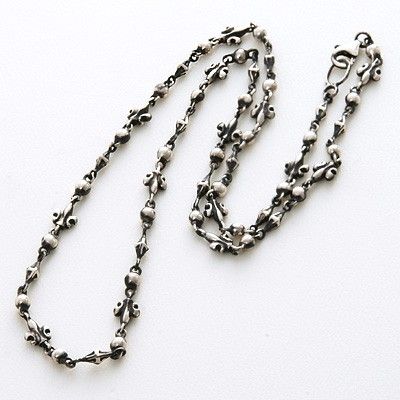 シルバーネックレス